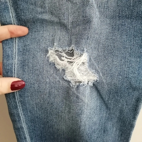 Joe's High Rise Straight Leg Ankle Jeans in Canella Distressing 31 (12) - Picture 11 of 16